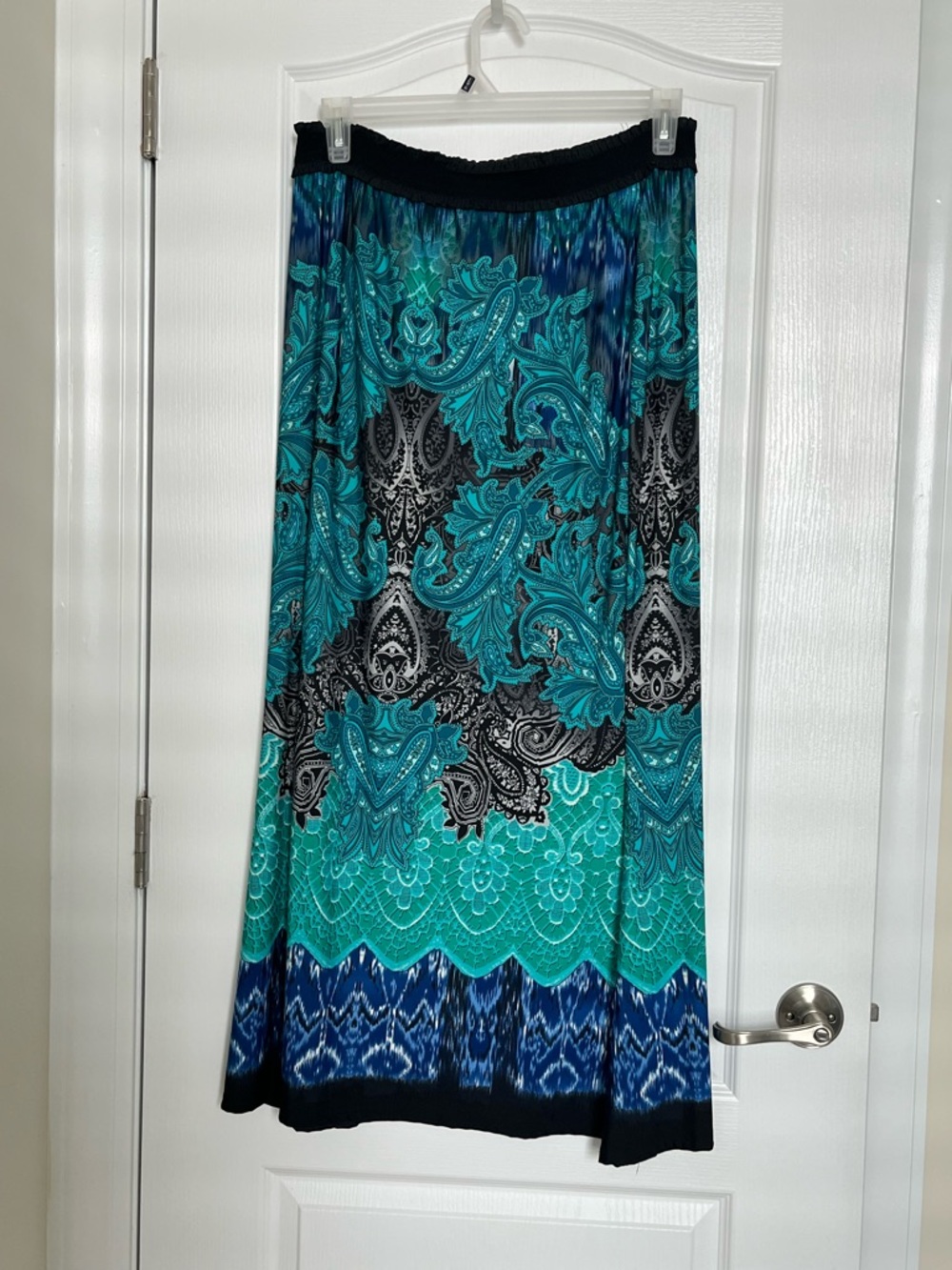 VENUS Teal and Navy Paisley Maxi Skirt